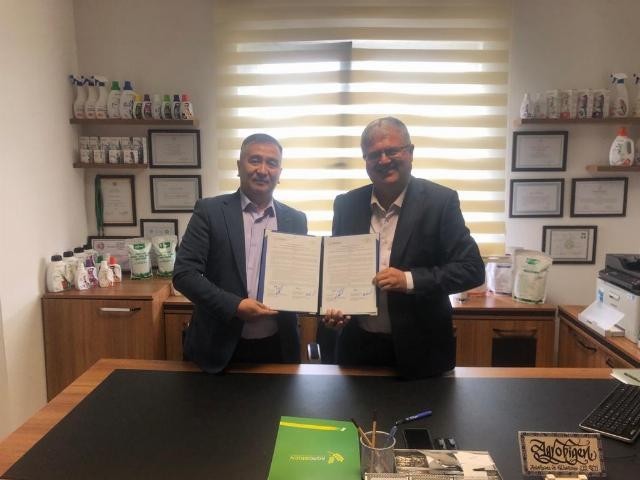 Agrobigen ile Kazak Bitki Koruma ve Karantina Araştırma Ensititüsü arasında uluslararası ikili işbirliği anlaşması imzalandı
